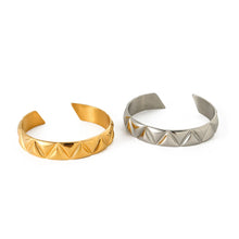 Load image into Gallery viewer, Elevate your style with this minimalist open bracelet, featuring sleek triangular notches for a modern touch. Crafted from premium stainless steel, it’s waterproof, tarnish-free, and perfect for everyday wear. Designed for both men and women, this low-key luxury piece makes a timeless and thoughtful gift!