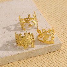 Load image into Gallery viewer, KARSON - Stainless Steel Metal Leaf Ring with Hammered Texture
